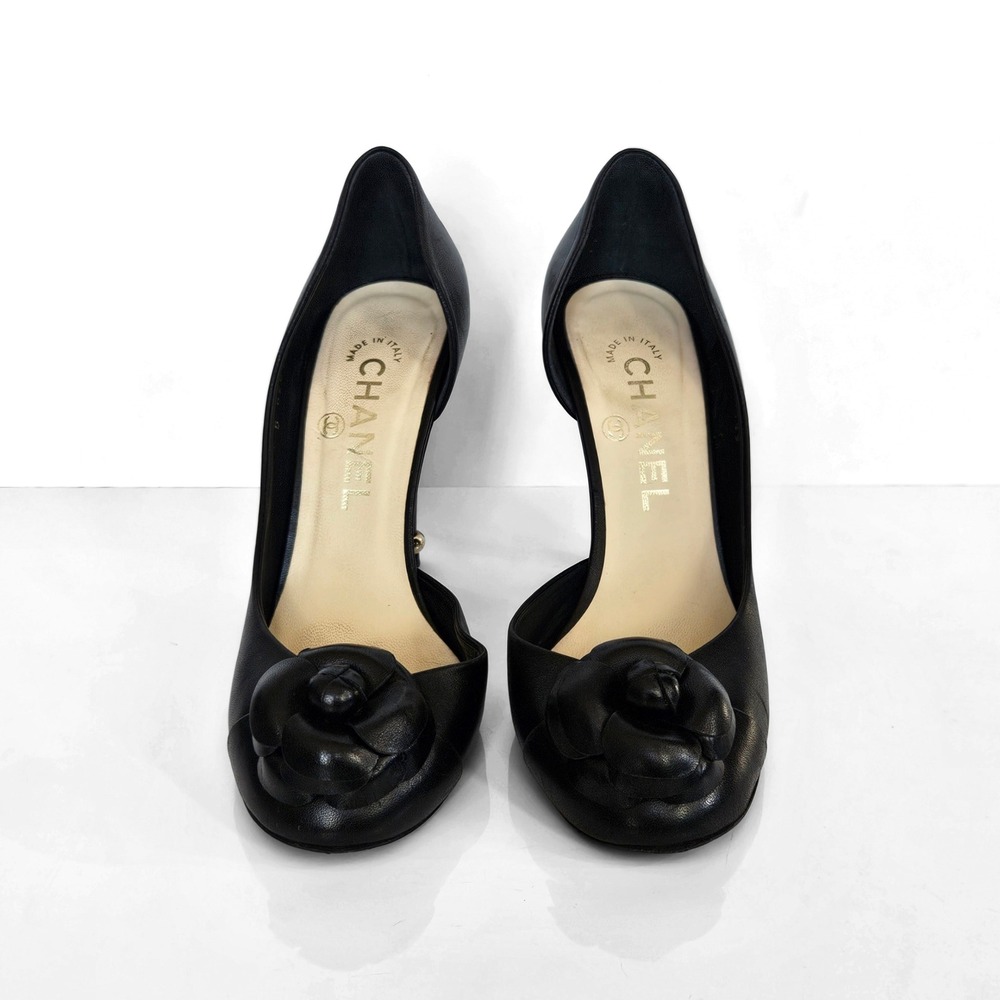 Chanel Black Leather Camellia Half-d'Orsay Pumps 3D Floral Size 37 - Picture 3 of 12